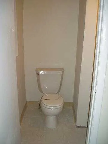 3 bed, 1.5 bath, $4,800 — Photo 2