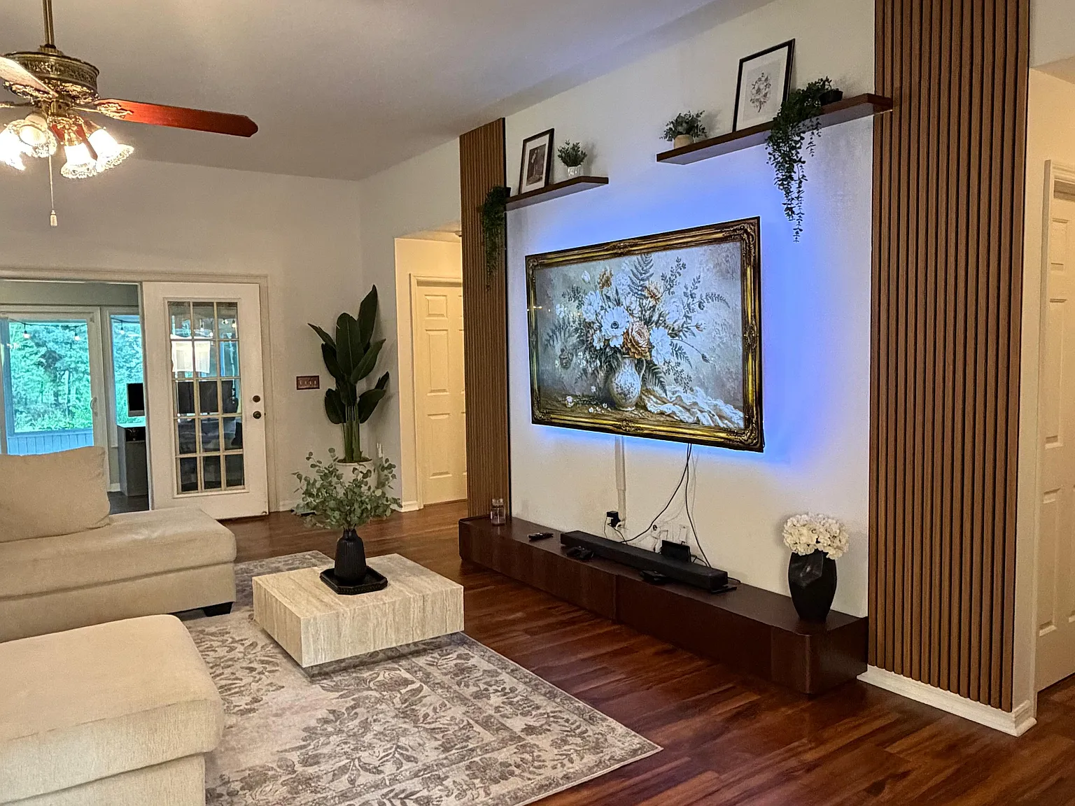 3 bed, 2145 sqft, $1,100 — Photo 2