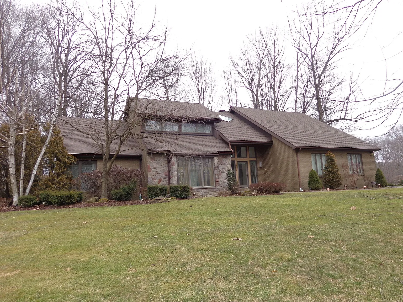 3683 McConnell Rd photo 1
