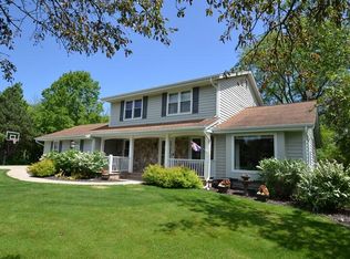 14235 Radiant Ct, Brookfield, WI 53005