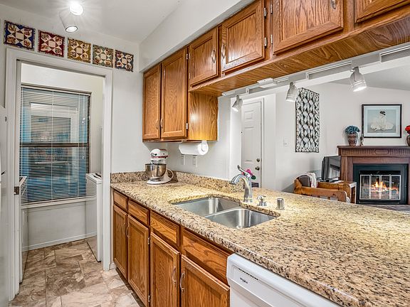3rd image of 505 Oppenheimer Dr APT 418