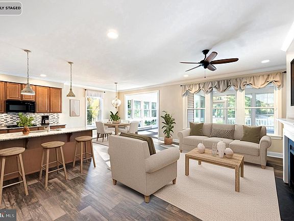 4th image of 91 Lexie Ct