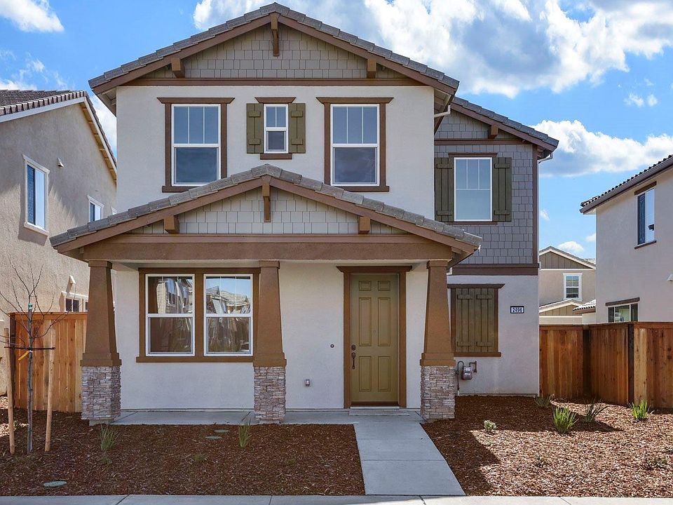 1st image of 2496 Amelia Earhart Ave