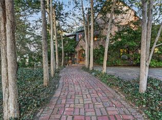 4929 Pennsylvania Ave, Kansas City, MO 64112