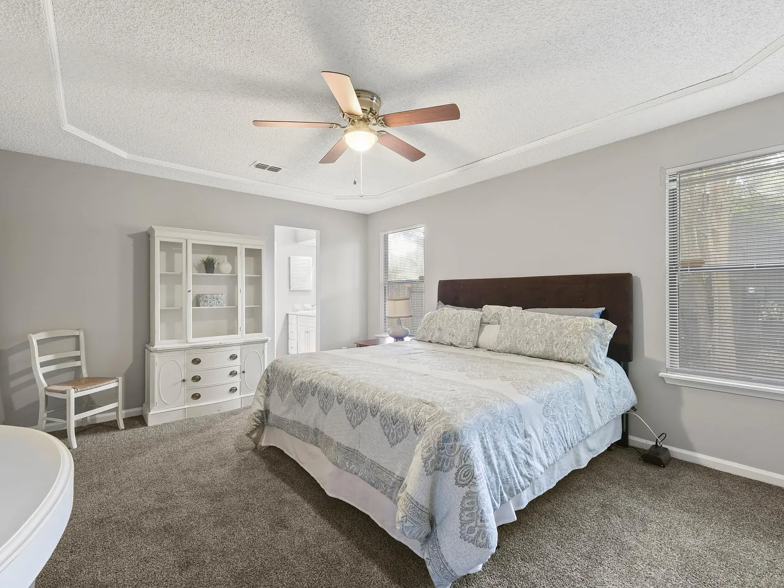 11530 Sweetwater Oaks Dr W — Photo 4