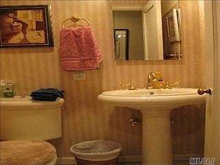 3rd image of 2 Town House Pl APT 3B