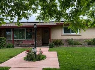 329 S Oak Ave, Oakdale, CA 95361