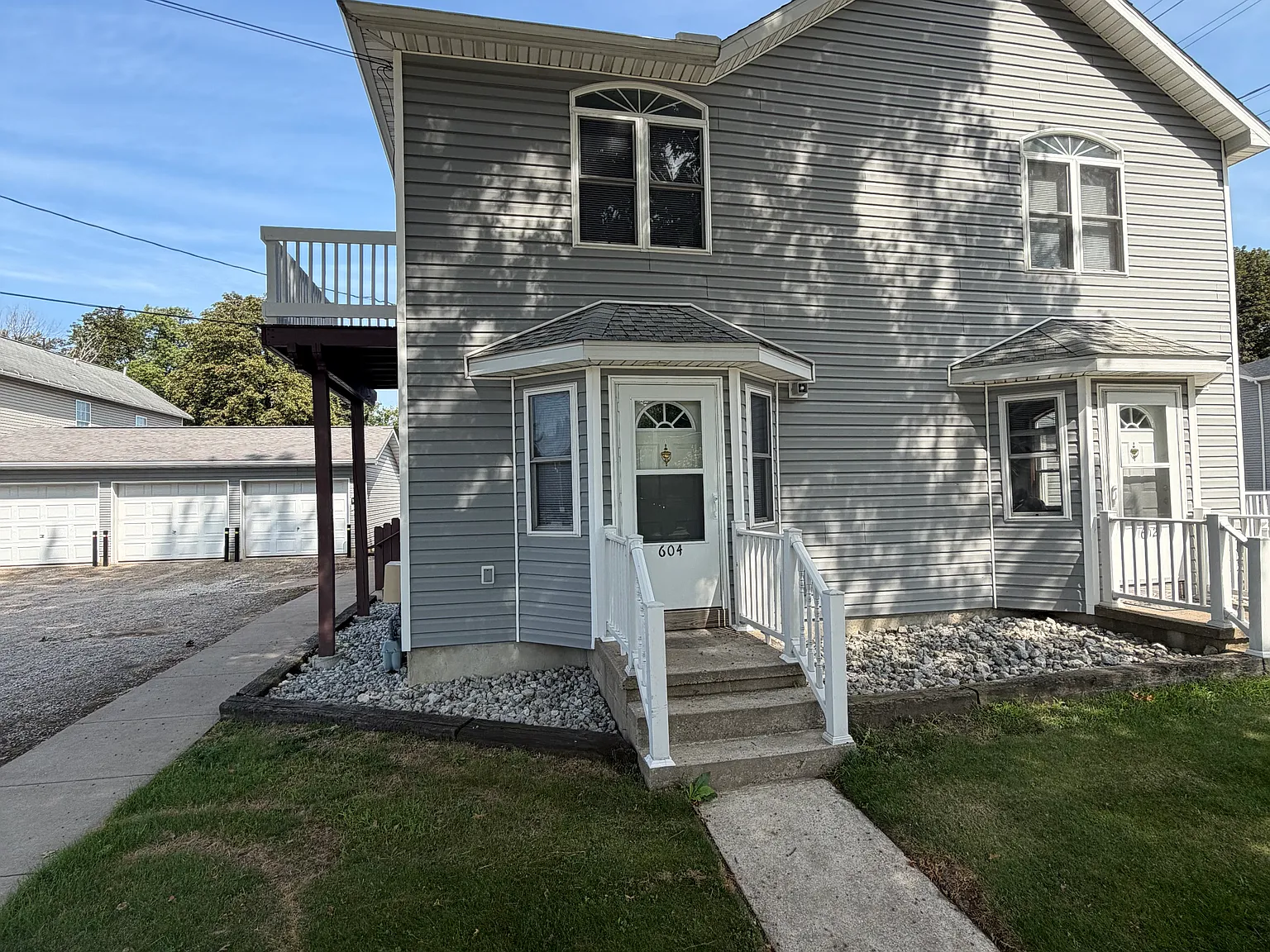 2 bed, 1200 sqft, $1,125 — Photo 2