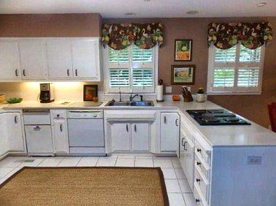 5th image of 3326 Plantation Dr