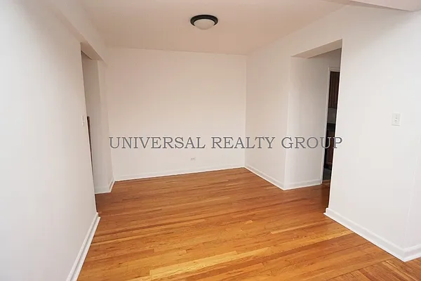 Sold by Universal Realty Group | media 16