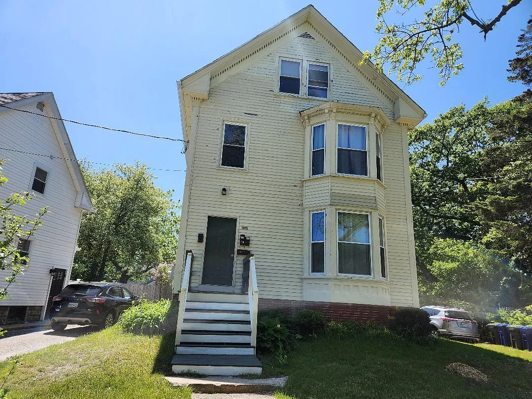 261 Elm St — Photo 1