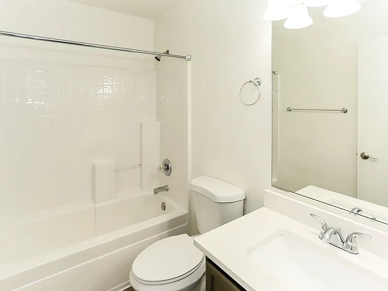 2519 W Romley Rd — Photo 15