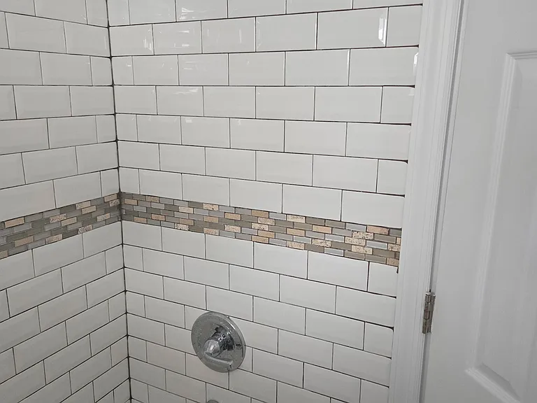 Brooks Ave — Photo 8