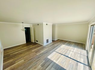 209 Charlestowne Cir, Winston Salem, NC 27103