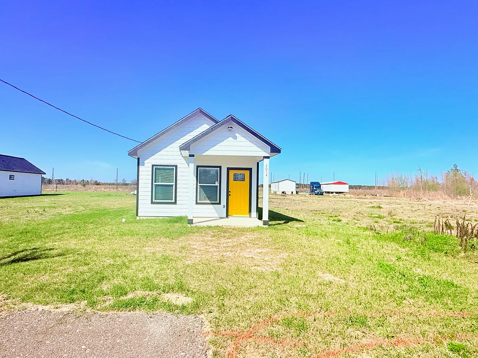 3 bed, 1300 sqft, $1,600 — Photo 3