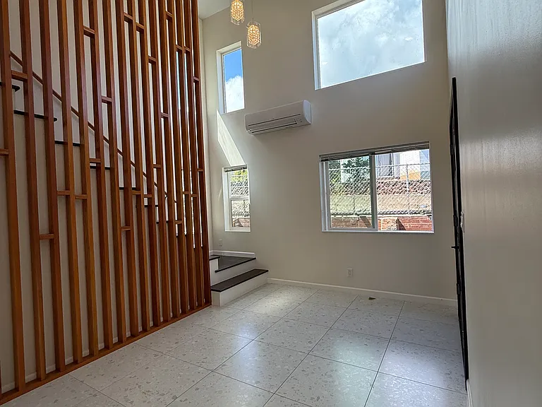 2226 Noah St #1 — Photo 7