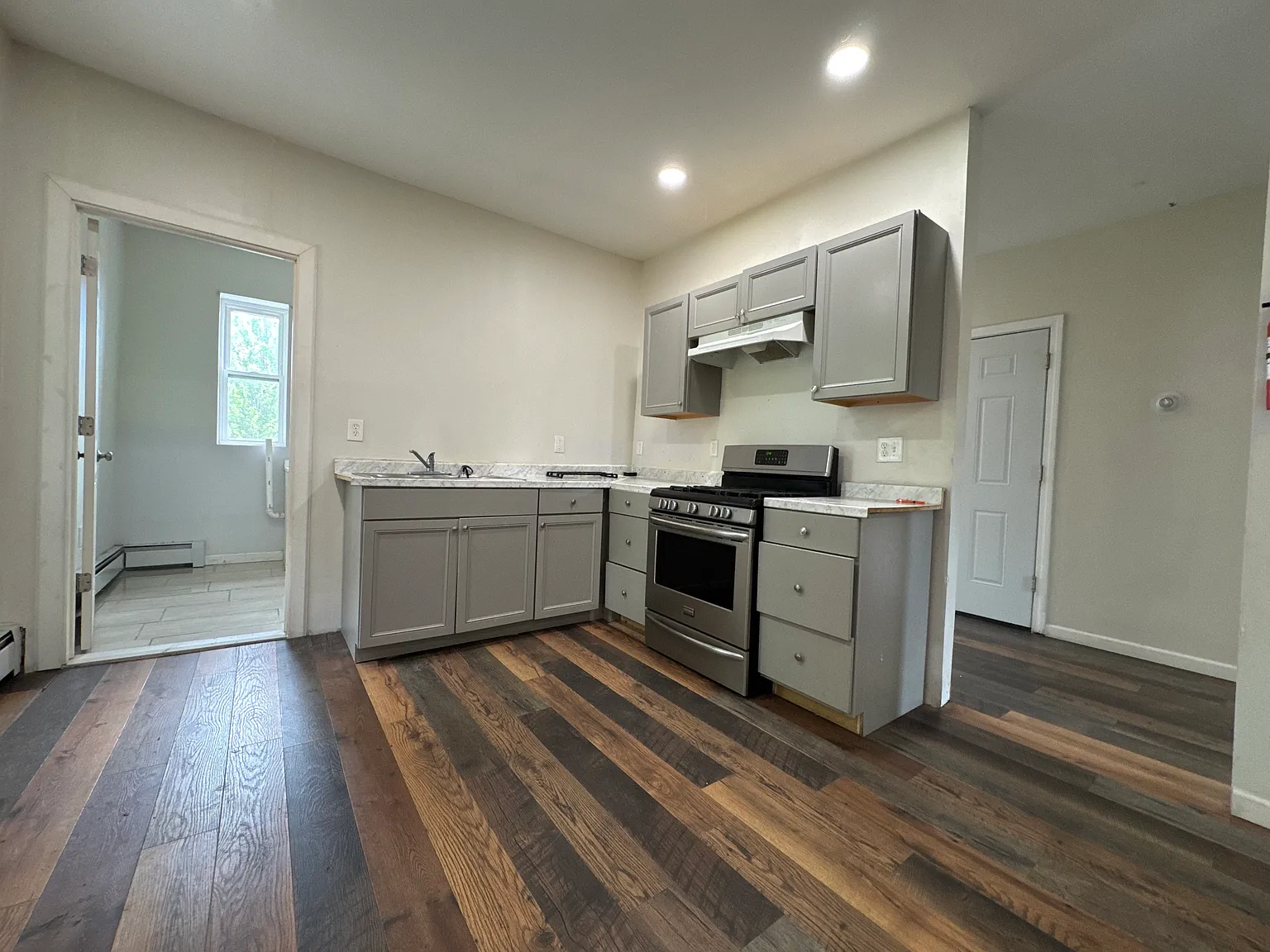 59 East St — Photo 3