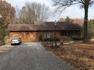 4 Labarque Trl, Pacific, MO 63069