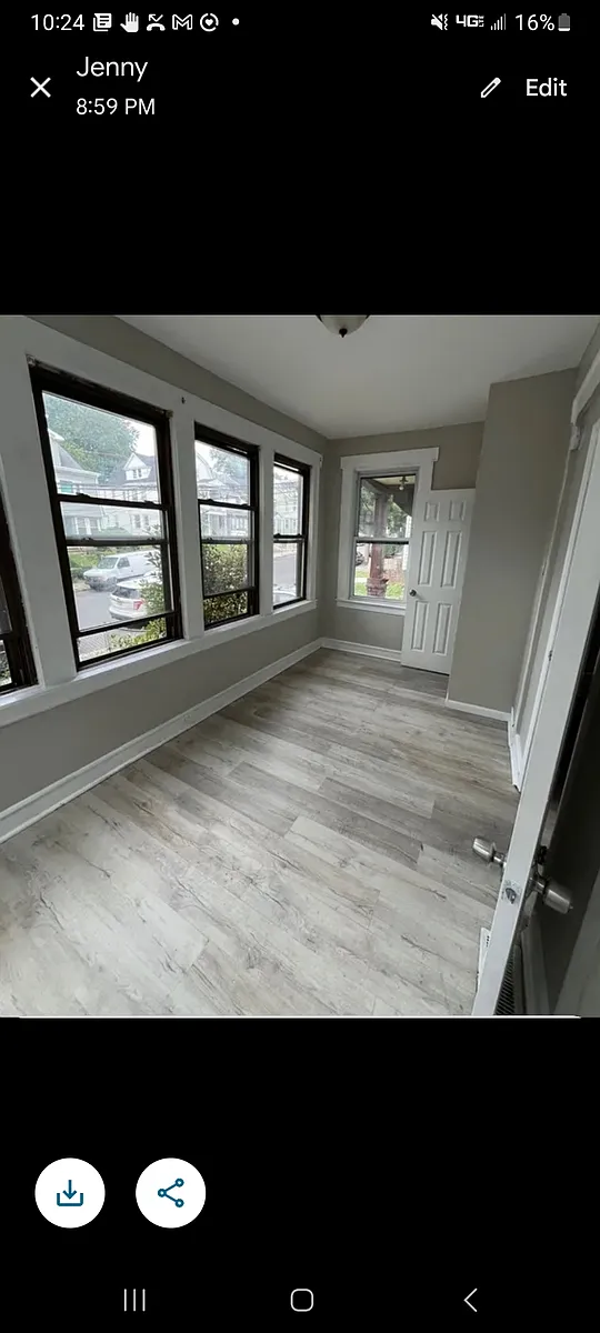Building Photo - 203 Renner Ave #1L