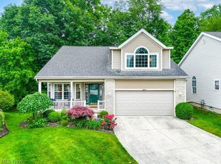 9270 Clark Cir, Twinsburg, OH 44087