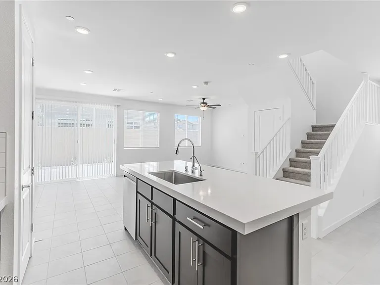 870 Dunkirk River Ct — Photo 6