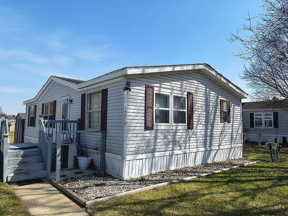 1st image of 135 Hunters Rill