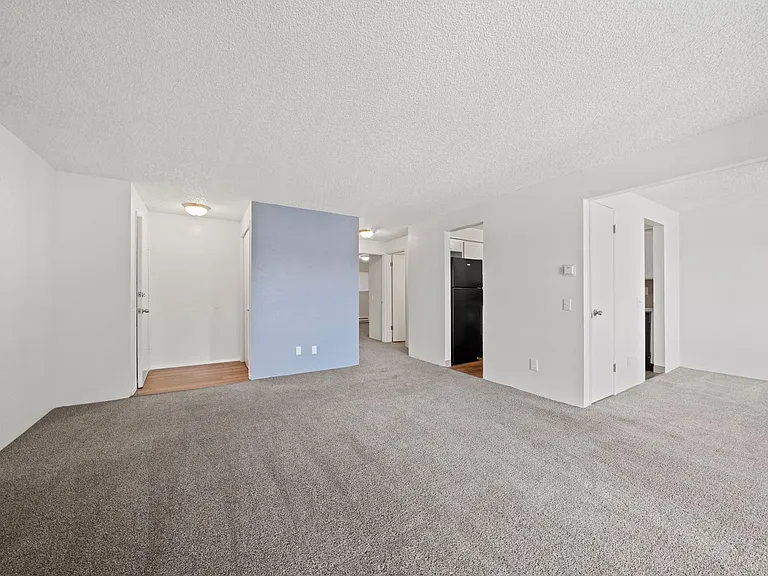 Park Ridge Apartments — Photo 60