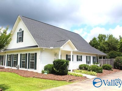934 Sundown Dr NW, Arab, AL, 35016