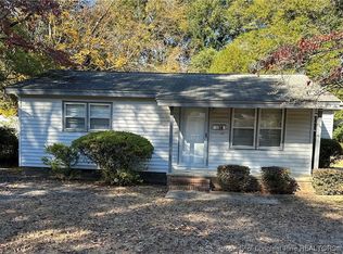 1118 Turnpike Rd, Fayetteville, NC 28305