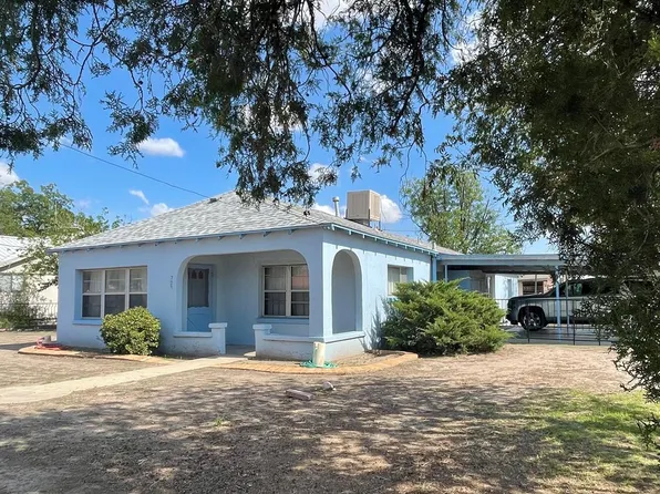 709 W Waco St, Marfa, TX 79843