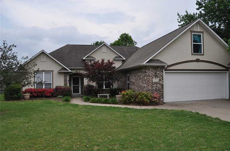 1st image of 302 Misti Ct