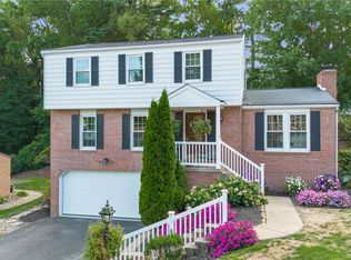 106 Cameron Dr, Irwin, PA 15642