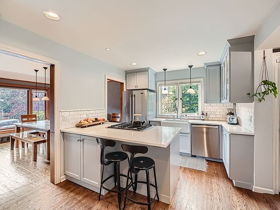 Chef's kitchen with granite island