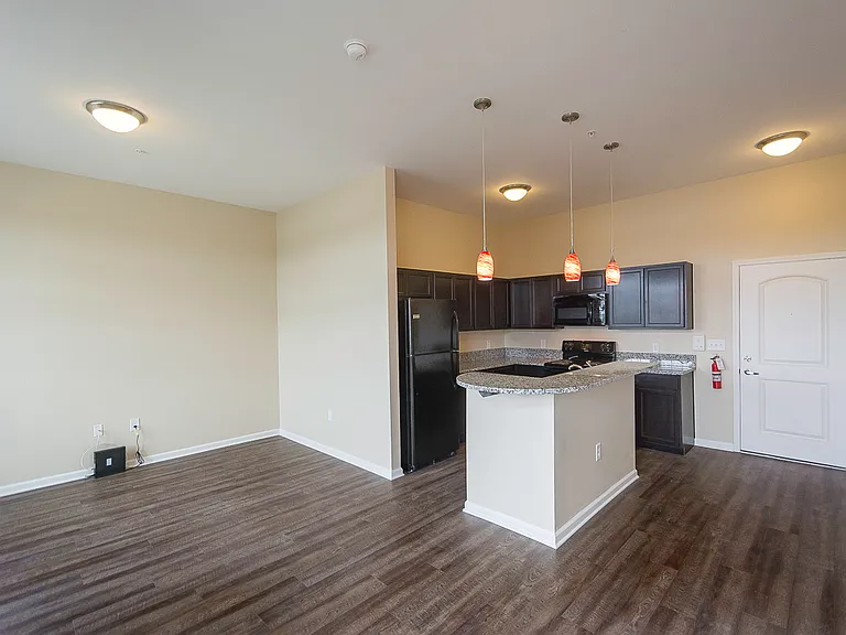 632MLK Apartments — Photo 58