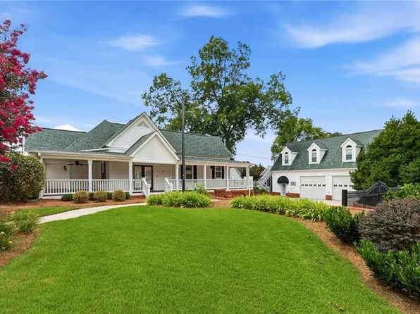 176 Confederate Ave, Dallas, GA 30132