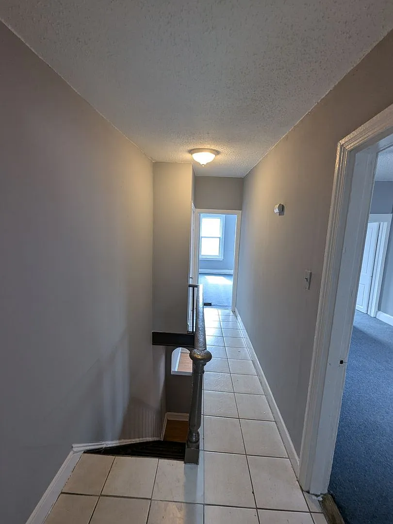 Lovely Home - Hunting Park — Photo 2