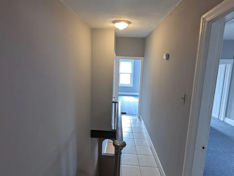 1629 W Juniata St — Photo 2