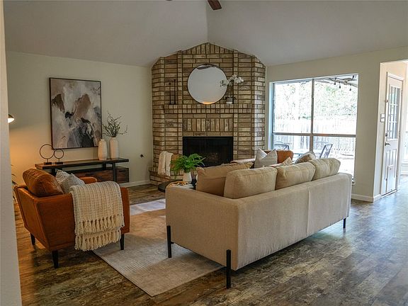 2nd image of 12903 Stanzel Dr