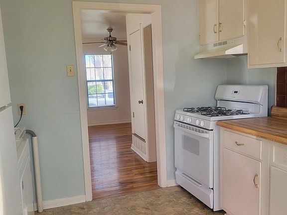 4th image of 5044 Pamela Dr