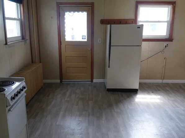 600 3rd Ave #1, Ford City, PA 16226