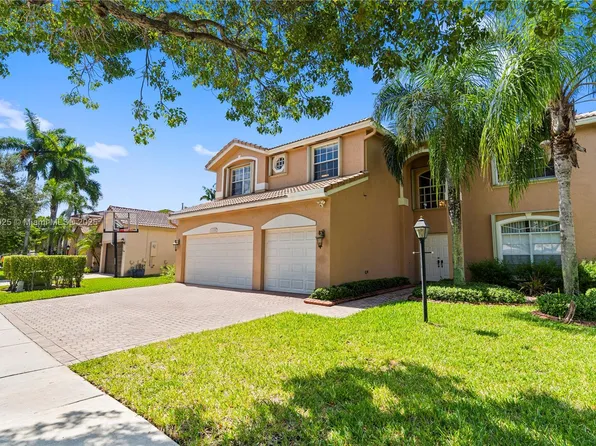 13374 NW 13th St, Pembroke Pines, FL 33028