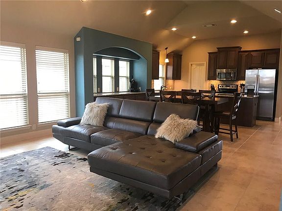 4th image of 908 Rockcress Dr