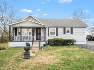 122 Anderson Dr, Tullahoma, TN 37388