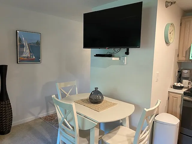 1 bed, 712 sqft, $2,250 — Photo 3