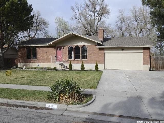 1st image of 2536 W Blake Dr