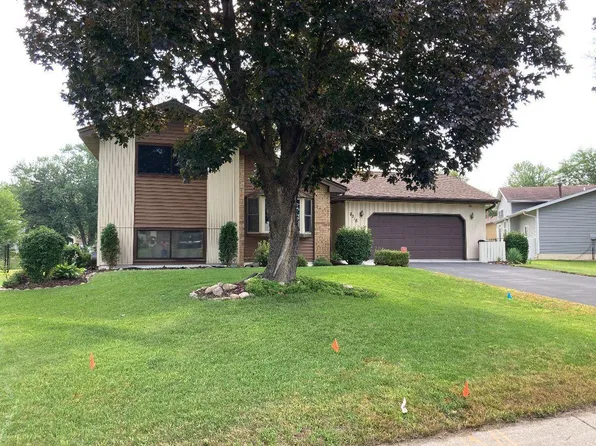 8016 Idaho Cir N, Brooklyn Park, MN 55445