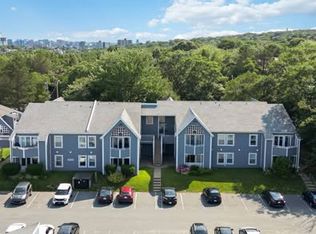 1 Brookdale Ct #108, Halifax, NS B3A 4P7