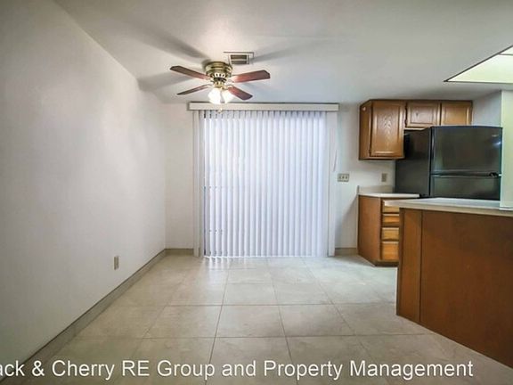 3rd image of 529 Sellers Pl