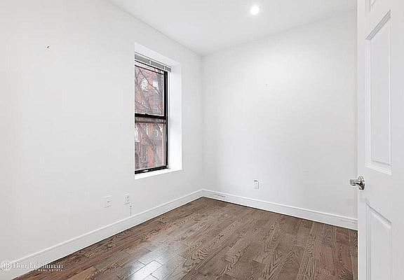 2nd image of 462 W 49th St #3R