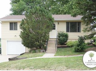 1313 Meadow Ln, Wayne, NE 68787